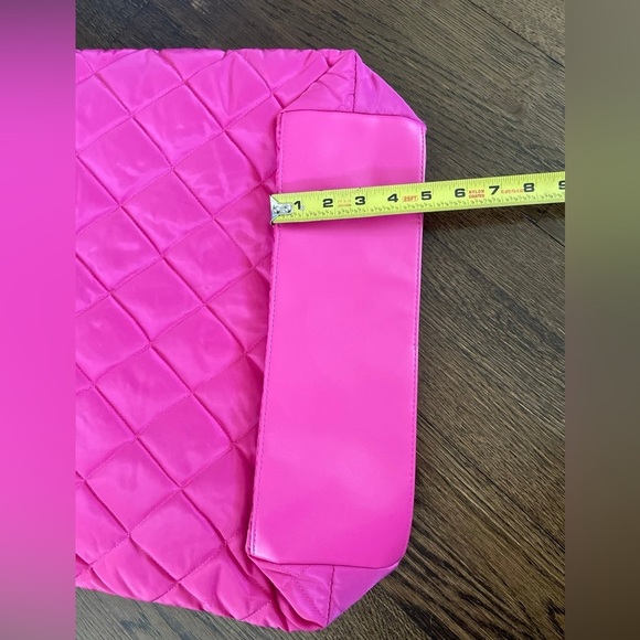 Quilted Pink Tote Bag - Picture 5 of 5